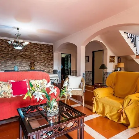 Akivillas Olhao Sun Villa